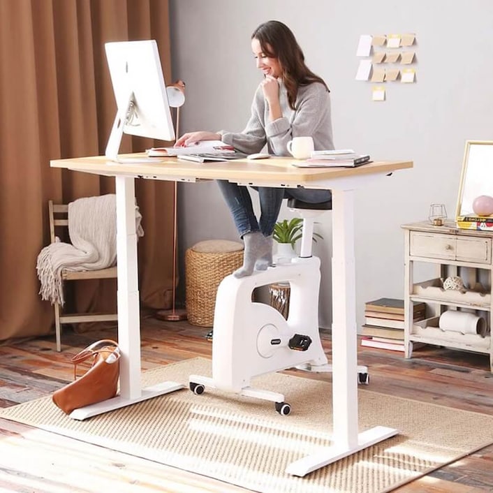 FLEXISPOT 42x24 Ergonomic Home Office Electric Height Adjustable Desk  Gray Frame and Maple Desktop