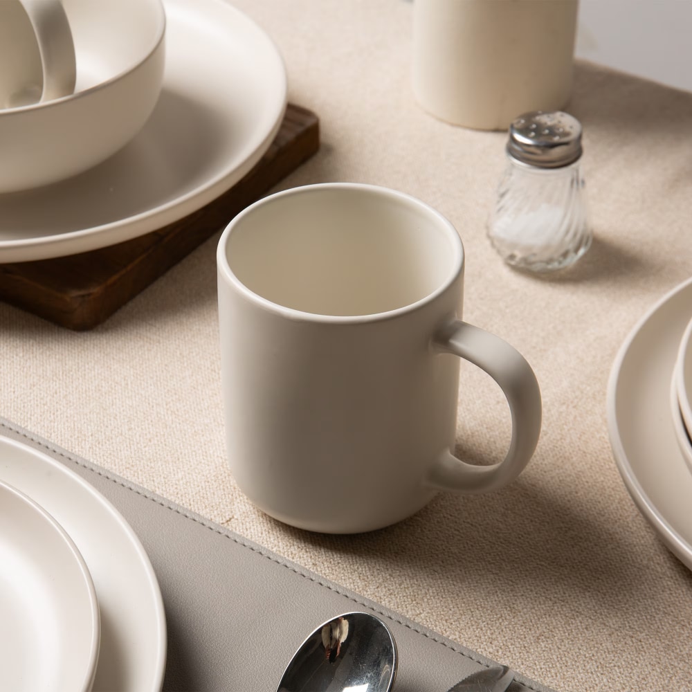 12-Piece Stoneware Dinnerware Sets with Mugs | Microwave