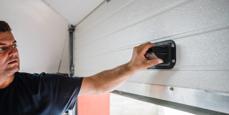 10 Easy Steps to a More Secure Garage | FLEXIMOUNTS