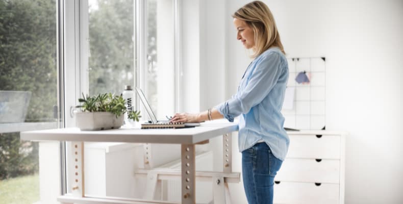 Optimal Standing Time: Navigating Your Desk Dance Duration | FlexiSpot