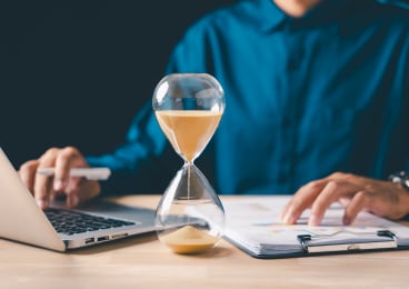 Time Management Tips for Busy Professionals | FlexiSpot